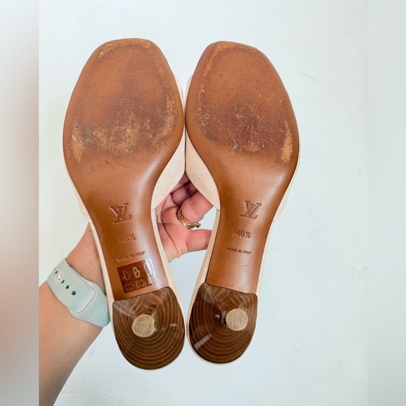 Louis Vuitton Vintage Leather Pink Gold Monogram Bowtie mid heel mules EU 40.5 - Picture 7 of 10